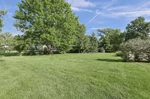 8000 Chinquapin Ln, Indian Hill, OH 45243 - Photo 52