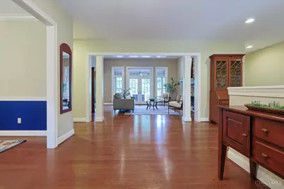 8000 Chinquapin Lane, Indian Hill, OH 45243 - Photo 4