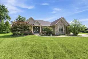 7520 Grand River Ct, Hamilton Township, OH 45039 - Photo 1