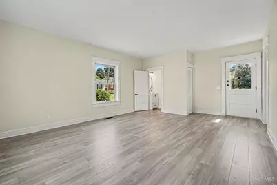 3992 Glenmore Avenue, Cheviot, OH 45211 - Photo 8