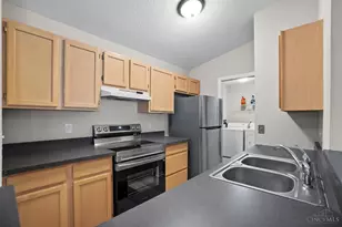 120 Carrington Ln, Loveland, OH 45140 - Photo 8