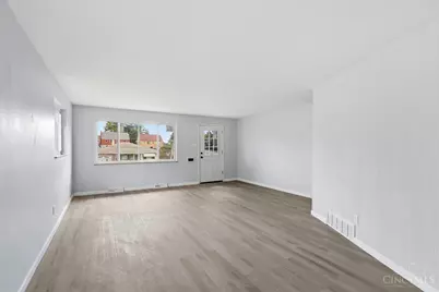 5750 Timrick Court, Cincinnati, OH 45238 - Photo 8