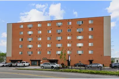 4960 Ridge Avenue #303, Cincinnati, OH 45209 - Photo 2