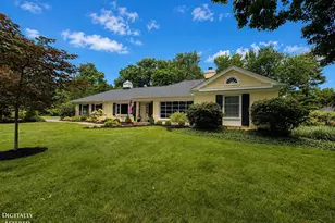 6780 Camaridge Ln, Indian Hill, OH 45243 - Photo 4