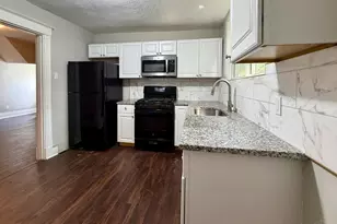 1179 Atwood Ave, Cincinnati, OH 45224 - Photo 12