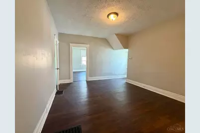 1179 Atwood Avenue, Cincinnati, OH 45224 - Photo 8