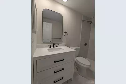 355 Grand Avenue #105, Cincinnati, OH 45205 - Photo 8