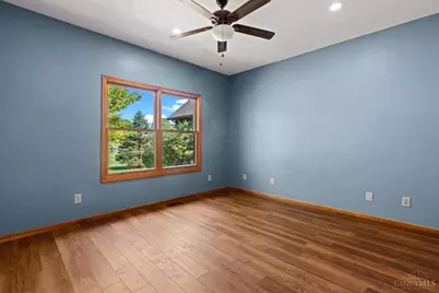 837 Leslie Drive, Washington Township, OH 45177 - Photo 30