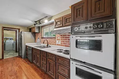 1649 Main Street W, Lewis Township, OH 45119 - Photo 8