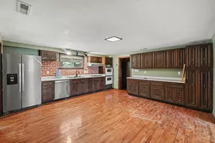 1649 Main Street W, Lewis Township, OH 45119 - Photo 8