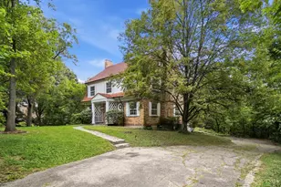 5922 Winton Ridge Ln, Cincinnati, OH 45232 - Photo 2