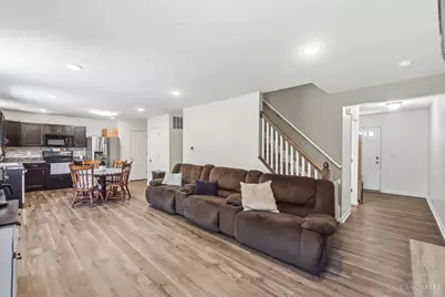 1022 Golden Oak Drive, Hamilton, OH 45013 - Photo 10