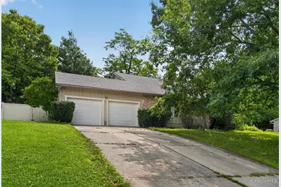 3484 Constitution Court, Green Township, OH 45248 - Photo 2