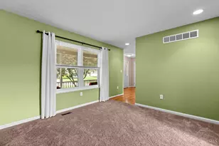 5525 Scarlet Maple Ct, Miami Township, OH 45150 - Photo 8