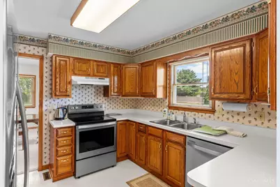 824 Kelly Drive, Wilmington, OH 45177 - Photo 12
