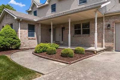 824 Kelly Drive, Wilmington, OH 45177 - Photo 2