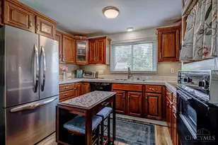 8991 Eldora Dr, Sycamore Township, OH 45236 - Photo 6