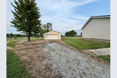 9767 St Rt 134, Clark Township, OH 45146 - Photo 4