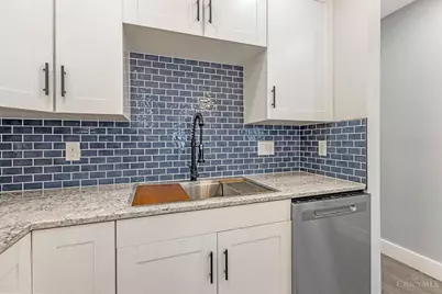 5520 Davies Place, Cincinnati, OH 45227 - Photo 16