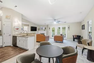 5449 Michelles Oak Ct, Green Township, OH 45248 - Photo 8