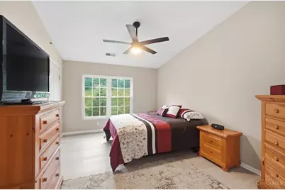 5449 Michelles Oak Court #I, Green Township, OH 45248 - Photo 12
