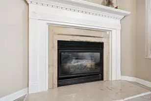 5449 Michelles Oak Ct, Green Township, OH 45248 - Photo 6