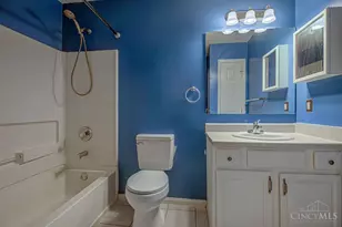 1550 Clearbrook Ln, Batavia Township, OH 45102 - Photo 12