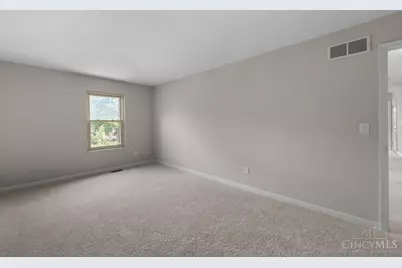 8092 Thistlewood Drive, West Chester, OH 45069 - Photo 34