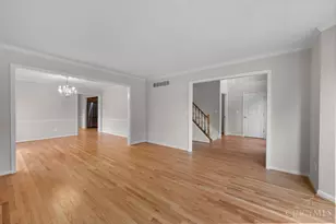 8092 Thistlewood Dr, West Chester, OH 45069 - Photo 6