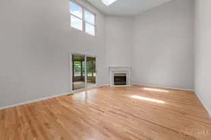 8092 Thistlewood Dr, West Chester, OH 45069 - Photo 18