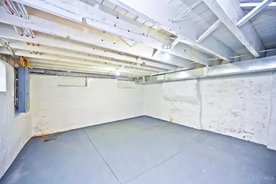 3810 Llewellyn Avenue, Cincinnati, OH 45223 - Photo 18