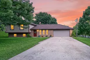 2716 Laurel Lindale, New Richmond, OH 45157 - Photo 1