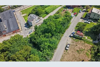 323 Mount Hope Avenue, Cincinnati, OH 45204 - Photo 6