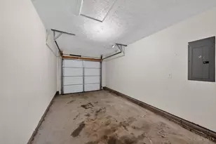 6431 Betts Ave, Springfield Township, OH 45224 - Photo 28