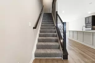 7241 Otley Dr, West Chester, OH 45069 - Photo 32