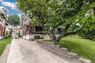 3097 Linwood Ave, Cincinnati, OH 45208 - Photo 2