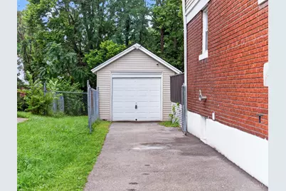 3743 Darwin Avenue, Cheviot, OH 45211 - Photo 30