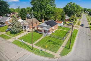 1900 Knollridge Ln, Cincinnati, OH 45231 - Photo 1