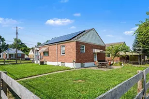 1900 Knollridge Ln, Cincinnati, OH 45231 - Photo 12