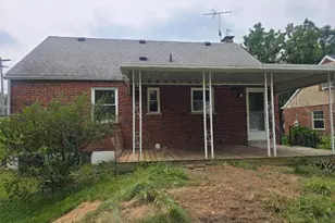 1604 Sanborn Dr, Reading, OH 45215 - Photo 2