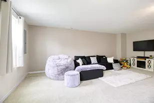 980 Steamboat Dr, Union Township, OH 45244 - Photo 12