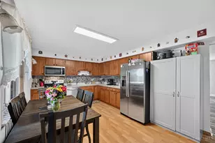 511 Milgin Dr, Delhi Township, OH 45238 - Photo 12