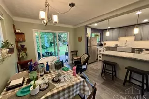 6121 Connie Ln, Green Township, OH 45233 - Photo 8