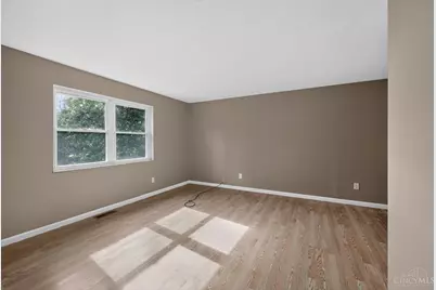10267 Pippin Road, Colerain Township, OH 45231 - Photo 6