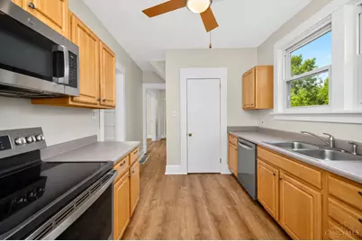 1007 W Loveland Avenue, Loveland, OH 45140 - Photo 12