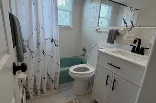 2715 Powell Dr, Cincinnati, OH 45211 - Photo 18