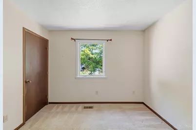 8259 Ravenwood Way, West Chester, OH 45069 - Photo 30