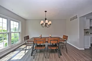 4249 Hidden Creek Ct, Union Township, OH 45103 - Photo 8