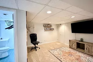 677 Carlsbad Rd, Forest Park, OH 45240 - Photo 20