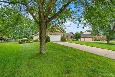 9886 Stonebridge Drive, Symmes Township, OH 45140 - Photo 2